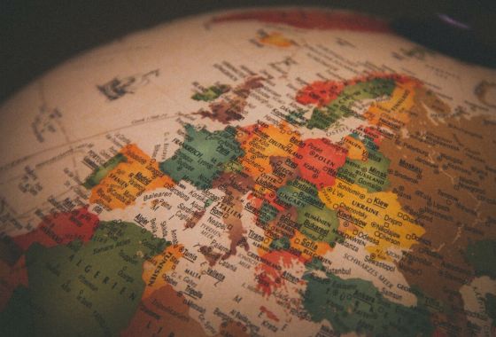 Globus mit Fokus auf europäische Staaten